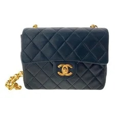 Chanel — Chanel Matelasse 17cm A01115 Single Flap Chain r0_07 — Handbag — resale