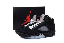 HF3975-001 Nike Air Jordan 5 Black Metallic Men’s Size Sneaker Running Shoes — Sneaker — resale