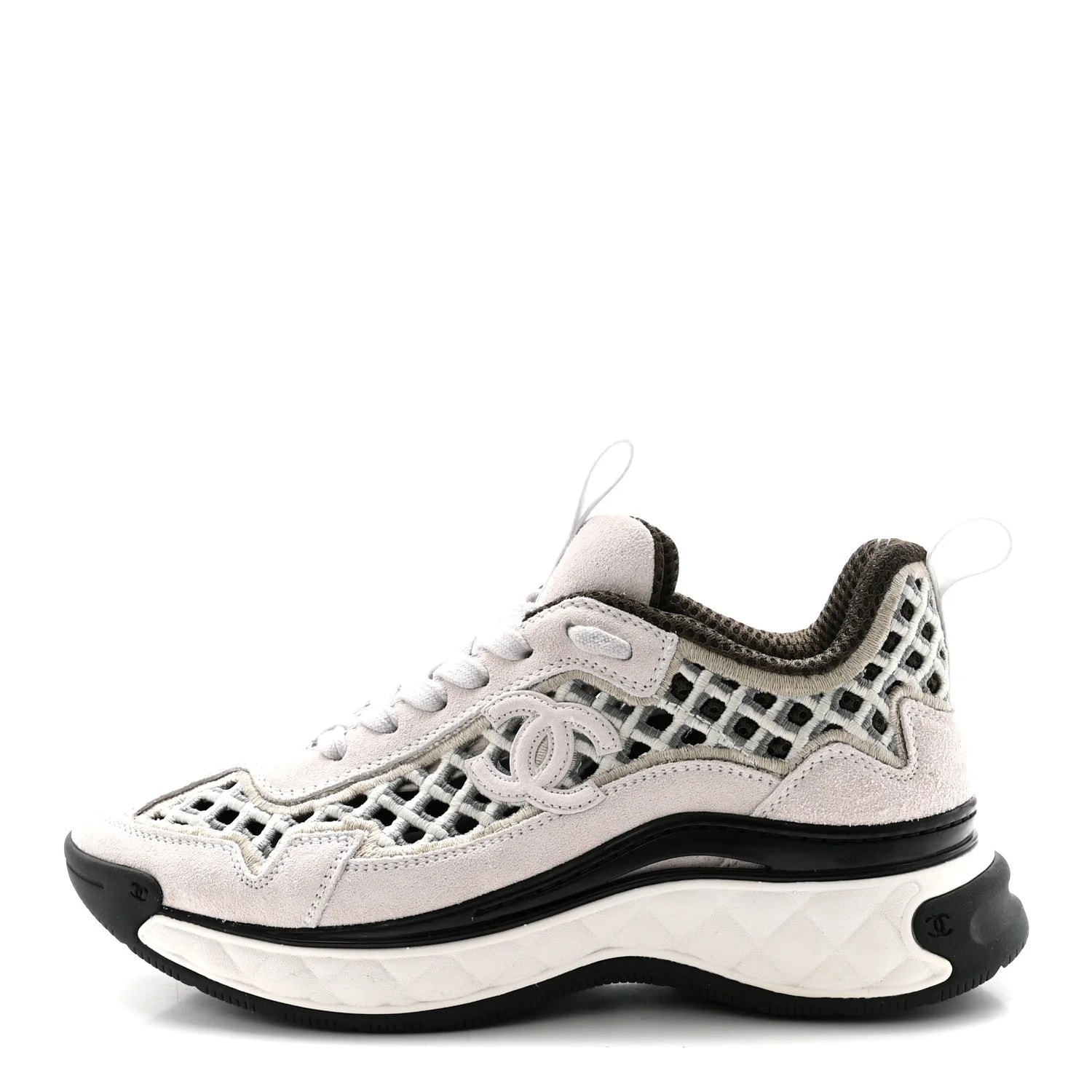 Chanel — Embroidered CC 35.5 Light — Sneaker — resale