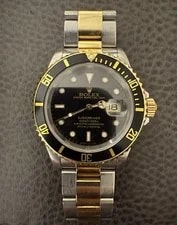 Rolex — Rolex Submariner Date 40mm 16613 Black 18K Two-Tone Yellow Gold — Watch — resale