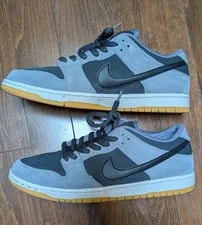Nike SB — Nike SB Dunk Low - Dark — Sneaker — resale
