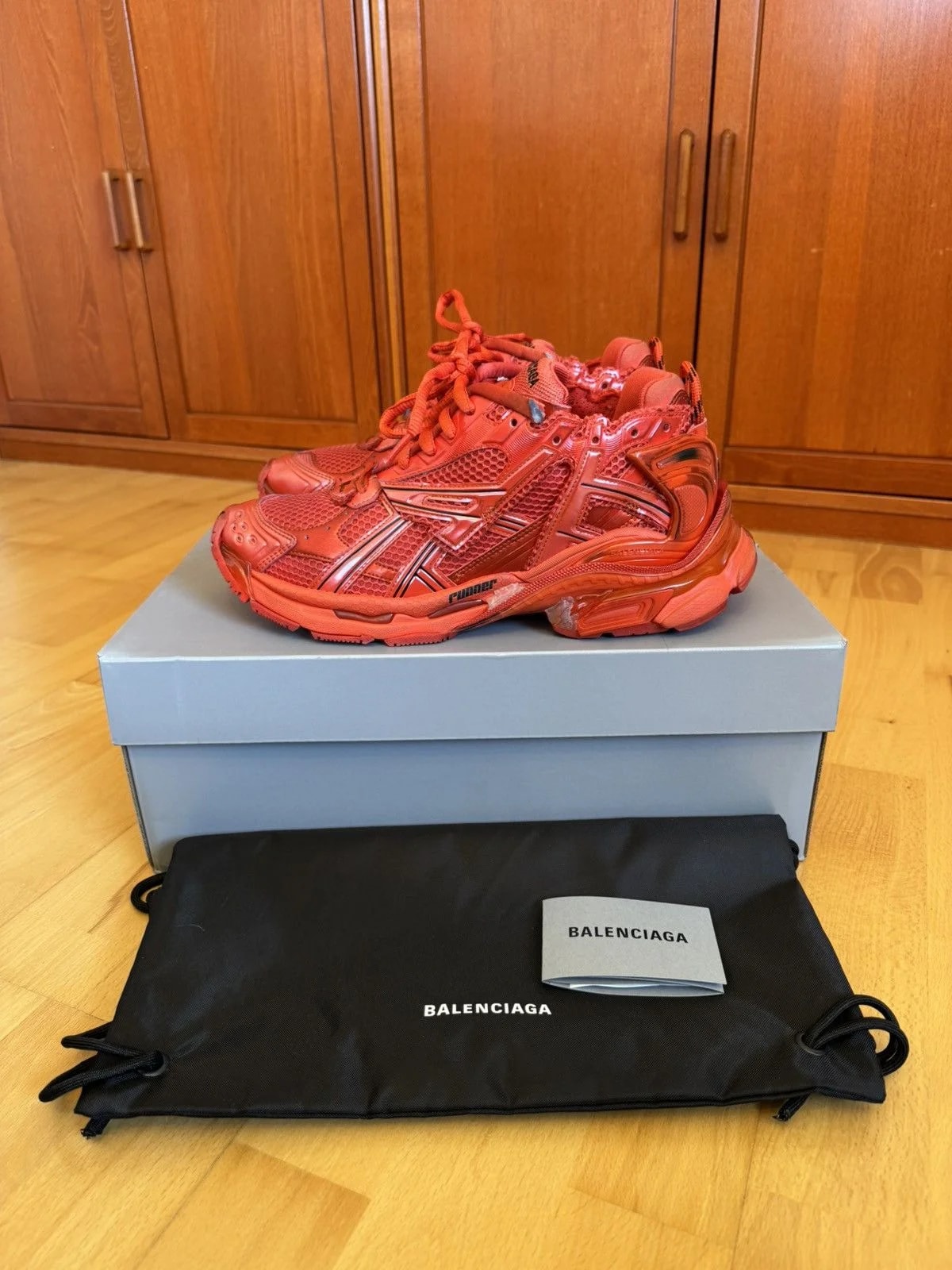 Balenciaga — *New* Balenciaga Runner Triple — Sneaker — resale