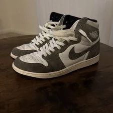 Air Jordan — Air Jordan 1 Retro OG High Washed — Sneaker — resale