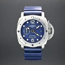 Panerai — Panerai Submersible GMT PAM00719 47mm Blue Dial Pole 2 Pole — Watch — resale