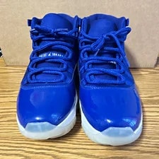 Jordan — Jordan Air 11 ’S Mid Top Lace-Up / Basketball — Sneaker — resale