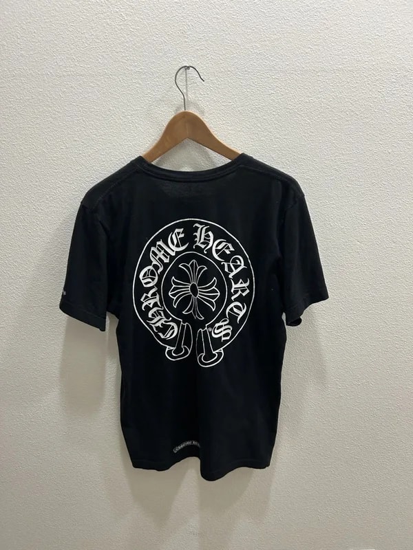 Chrome Hearts — Hearts Horseshoe Logo Pocket T-Shirt — streetwear — resale