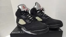 Air Jordan — AIR Jordan 5 Metallic 2016 — Sneaker — resale