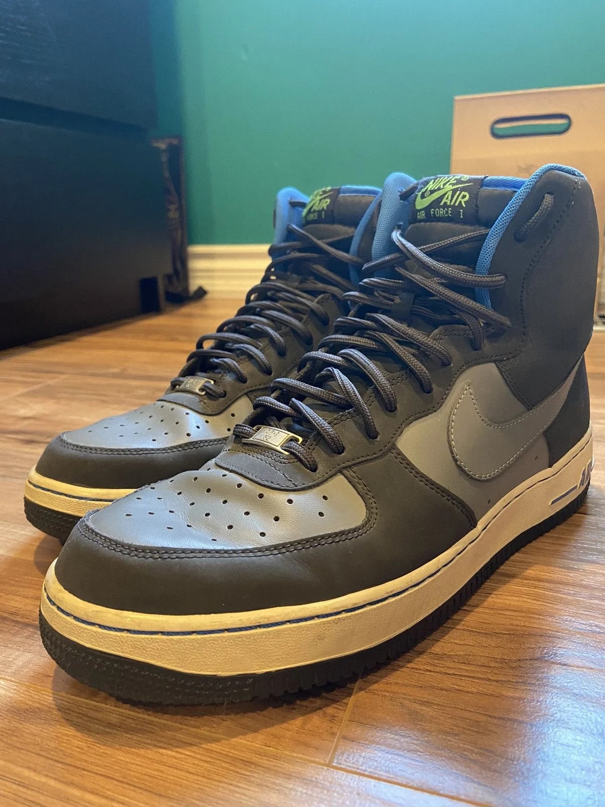 NIKE — Nike Air Force 1 High — Sneaker — resale