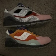 Saucony — Saucony 6000 Glow in the Dark Space Speckled Low Top — Sneaker — resale