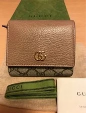Gucci — Gucci GG Marmont Folding Wallet — Handbag — resale