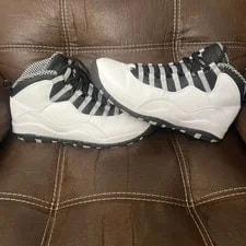 Air Jordan — Size 11 - Air Jordan 10 Retro 2013 — Sneaker — resale
