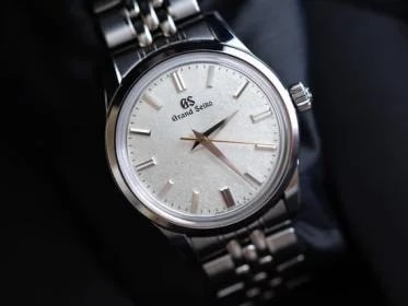 Grand Seiko — Grand Seiko SBGW281 “Bantō” - Full Set + OEM Beads of Rice Bracelet — Watch — resale