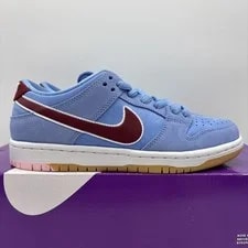 Nike SB — Nike SB Dunk Low Philadelphia Phillies Shoes US 6 DQ4040-400 — Sneaker — resale