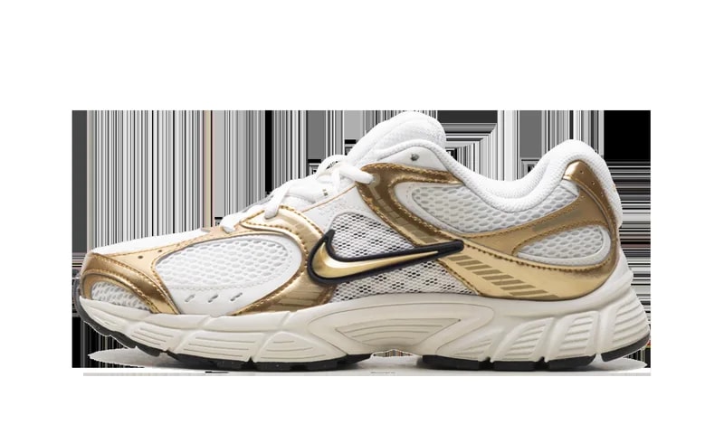 NIKE — V5 RNR " Metallic " IO7523 030 — Sneaker — resale