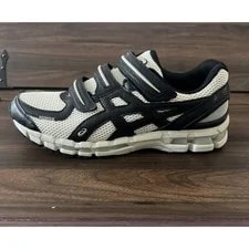Asics — Size 11 - HAL Studios X Asics Gel Kayano 20 — Sneaker — resale