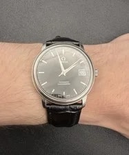 Omega — Omega DE Ville Prestige Automatic Date 168.1050 35mm — Watch — resale