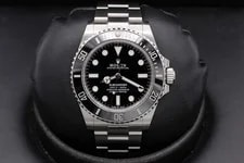 Rolex — Rolex Submariner 41 "No Date" 124060LN — Watch — resale