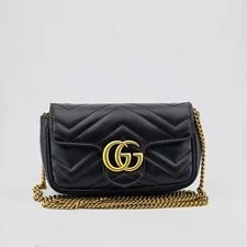 Gucci — Gucci GG Marmont Mini Matelassé Chain Crossbody 17cm — Handbag — resale