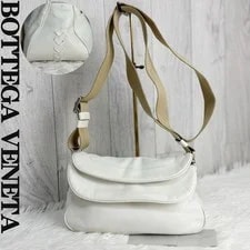 Bottega Veneta — With Instruction Manual Bottega Veneta Un — Handbag — resale