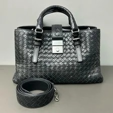 Bottega Veneta — Bottega Veneta Authentic Short Wallet Free Tracked Shipping — Handbag — resale