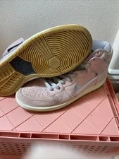 Nike SB — Nike Sb Dunk High Concepts When Pigs Fly. Size 11.5. Very Good Condition — Sneaker — resale