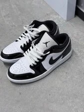Jordan — Size 9 - Jordan 1 Low SE — Sneaker — resale