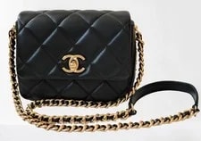 Chanel — Chanel Side Note Chain Flap 21B 730890 — Handbag — resale