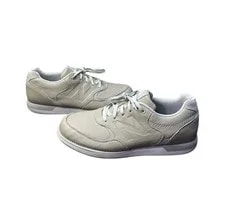 New Balance — New Balance 985 Walking Shoes Size 12D — Sneaker — resale