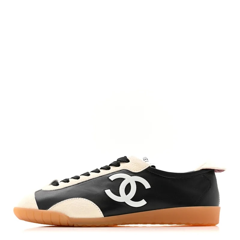 Chanel — Embossed CC Sneakers 36 — Sneaker — resale