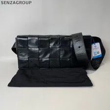Bottega Veneta — Bottega Veneta Cassette 21-grid — Handbag — resale