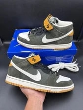 Nike SB — Size 9 - Nike SB Dunk Mid Pro Bay Packers Dark Army 2009 — Sneaker — resale