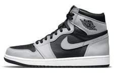 Jordan — Jordan 1 Retro High 555088-035 — Sneaker — resale