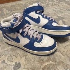 Nike — Nike Air Force 1 Mid Laces — Sneaker — resale