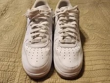 Nike — Nike Sneakers — Sneaker — resale