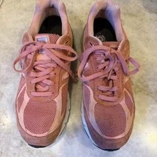 New Balance — New Balance 990v4 Running Shoes ’S 9 B W990SR4 — Sneaker — resale