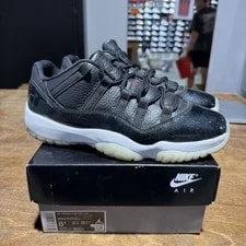 Jordan — Size 8.5 - Jordan 11 Retro Low 72-10 — Sneaker — resale