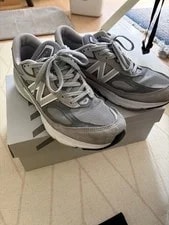 New Balance — 9.0US New Balance 990V6 — Sneaker — resale