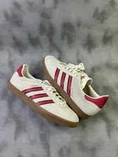 Adidas — Adidas Samba Manchester United — Sneaker — resale