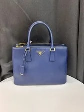 Prada — Authentic Prada Medium Galleria Italy — Handbag — resale