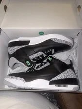 Air Jordan — Size 9 - Air Jordan 3 Retro Glow — Sneaker — resale