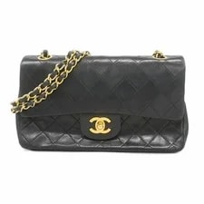 Chanel — 6fb3060 H Chanel Matelass W Flap W Chain Hardwa — Handbag — resale