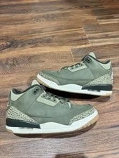Jordan — Size 10 - Air Jordan 3 Retro Family Affair — Sneaker — resale