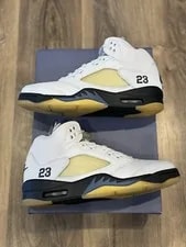 Jordan — Jordan 5 Dawn — Sneaker — resale