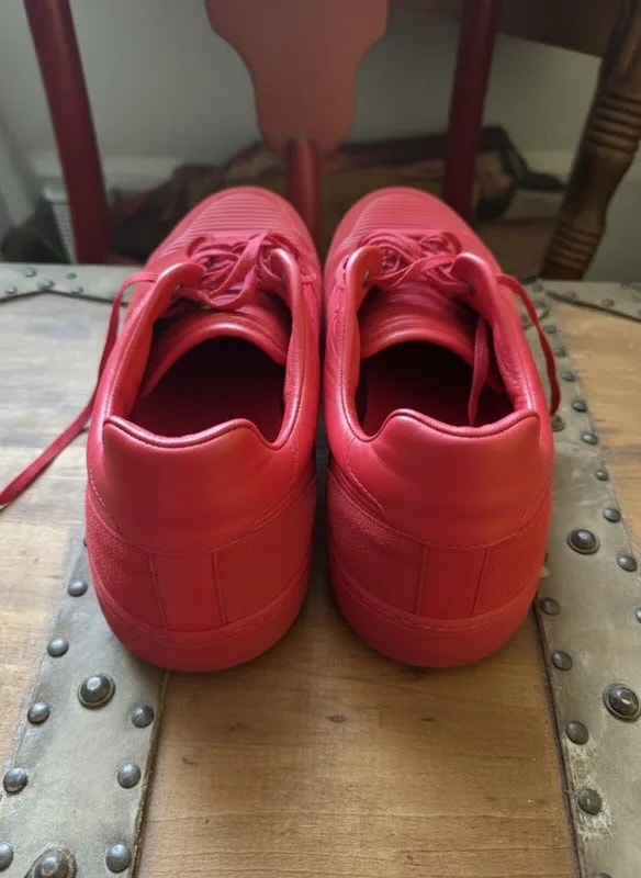 Balenciaga — Balenciaga Textured — Sneaker — resale
