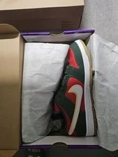 Nike SB — Nike SB Dunk Low Pro PRM Seattle Supersonics Size 12 FZ1287-300 — Sneaker — resale