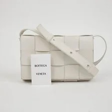 Bottega Veneta — Bottega Veneta Cassette Crossbody 578004 150925656 — Handbag — resale