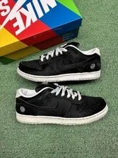 Nike SB — Nike SB LOW Medicom TOY 2020 — Sneaker — resale