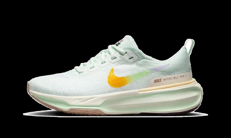 NIKE — ZoomX Invincible Run 3 Wmns " / " HF5729 391 — Sneaker — resale