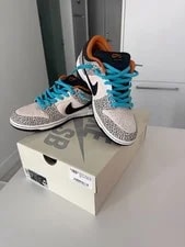 Nike — Size 10.5 - Nike Dunk Pro SB Low Pack — Sneaker — resale