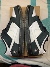 Nike SB — Nike SB Dunk Low Staple — Sneaker — resale